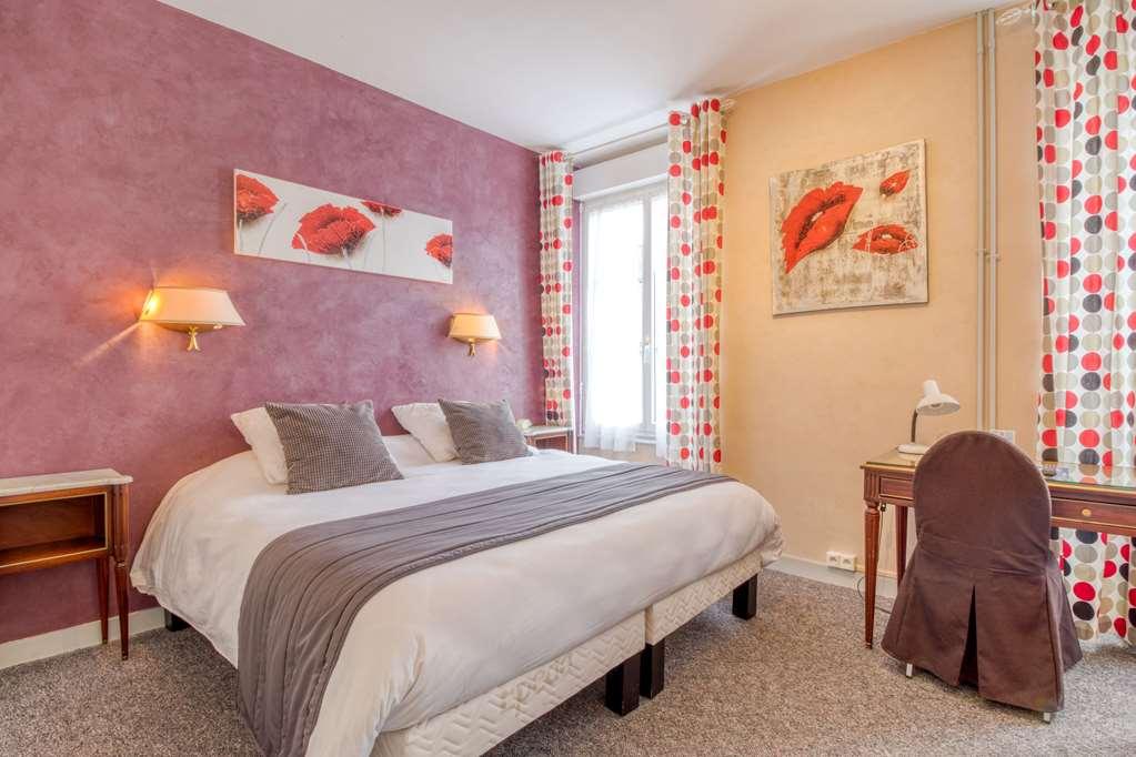 Brit Hotel Le Cygne Saint-Hilaire-du-Harcouet Room photo